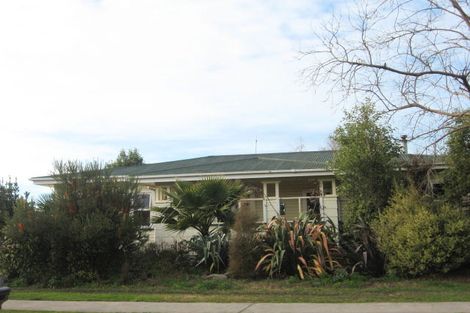 Photo of property in 804 Avenue Road East, Parkvale, Hastings, 4122