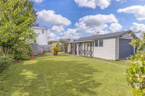 Photo of property in 26 Tenby Place, Avondale, Christchurch, 8061