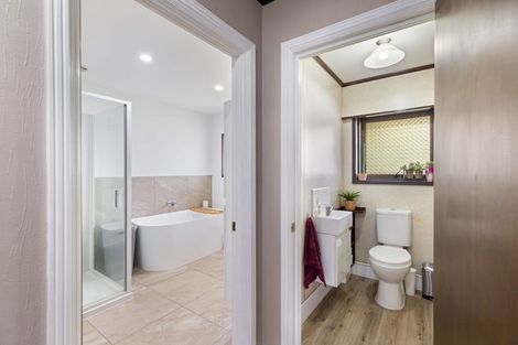Photo of property in 55 Rhodes Drive, Kelvin Grove, Palmerston North, 4414