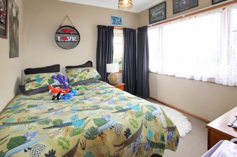 Photo of property in 8 Huxley Street, Pahiatua, 4910