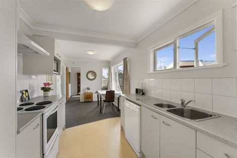 Photo of property in 28 Freemans Road, Otaki, 5512