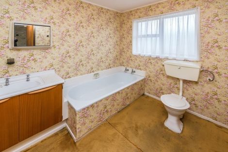 Photo of property in 3 Karamu Street, Tawhero, Whanganui, 4501