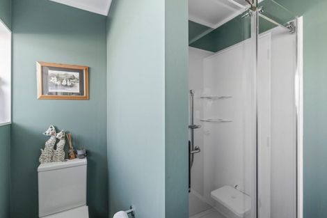 Photo of property in 3 Sandel Rise, Merrilands, New Plymouth, 4312