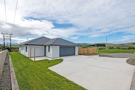Photo of property in 35 Silicon Way, Fitzherbert, Palmerston North, 4410