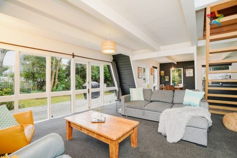 Photo of property in 84 Ruru Avenue, Otatara, Invercargill, 9879