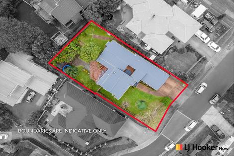 Photo of property in 3 Tuakura Way, The Gardens, Auckland, 2105