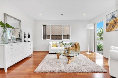 Photo of property in 7 Palazzo Close, Flat Bush, Auckland, 2019