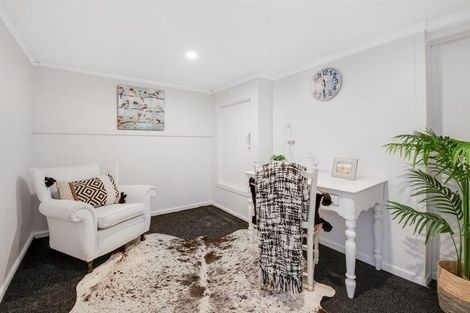 Photo of property in 59 West Hoe Heights, Orewa, 0931