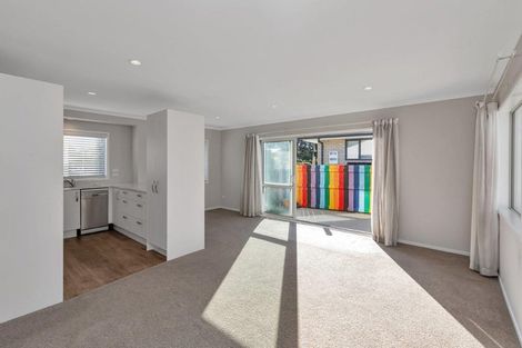 Photo of property in 80 One Tree Point Road, One Tree Point, 0118