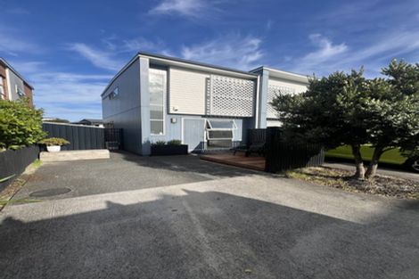 Photo of property in 18 Rangihina Road, Hobsonville, Auckland, 0616