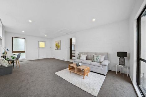 Photo of property in 121 Settlement Road, Papakura, 2110