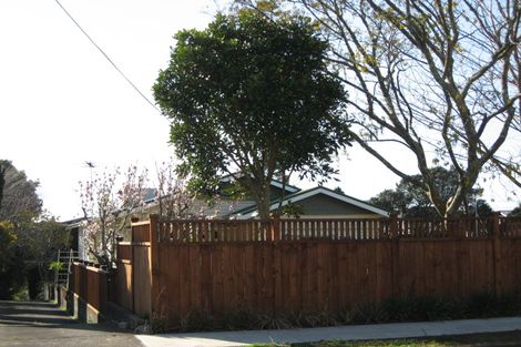 Photo of property in 10 Burns Street, Westown, New Plymouth, 4310