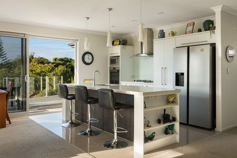 Photo of property in 13 Noble Johnston Drive, Katikati, 3129