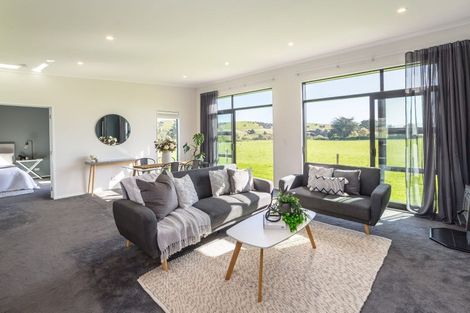 Photo of property in 34 Admiral Road, Gladstone, Masterton, 5883