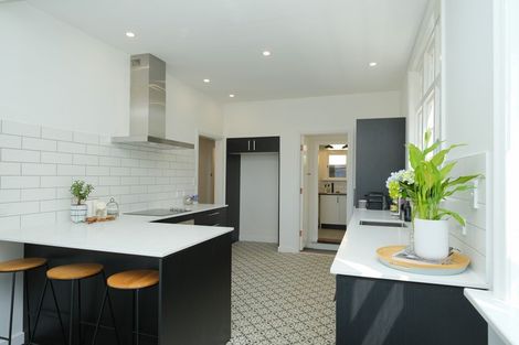 Photo of property in 115 Eglinton Road, Mornington, Dunedin, 9011