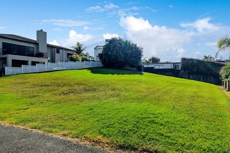 Photo of property in 37 Reflection Drive, West Harbour, Auckland, 0618