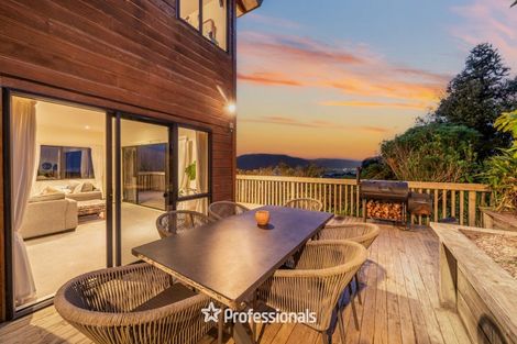 Photo of property in 6 Avonlea Grove, Belmont, Lower Hutt, 5010