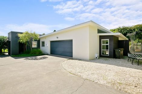Photo of property in 1185d South Road, Oakura, 4314