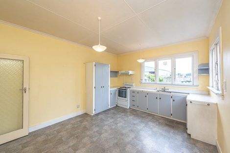 Photo of property in 8 College Street, Whanganui, 4500