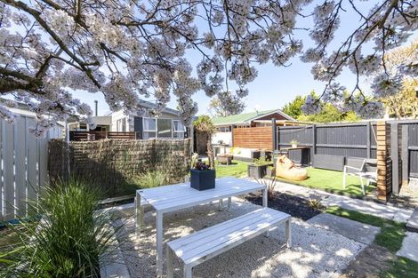 Photo of property in 47 Kings Avenue, Waikuku Beach, 7402