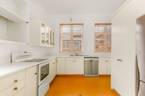 Photo of property in 23 Tuatoru Street, Eastbourne, Lower Hutt, 5013