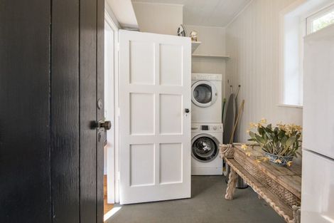 Photo of property in 9a Kerr Street, Devonport, Auckland, 0624