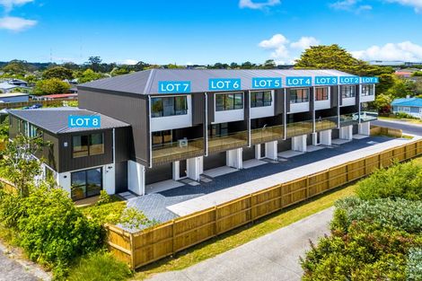 Photo of property in 36 Longburn Road, Henderson, Auckland, 0610