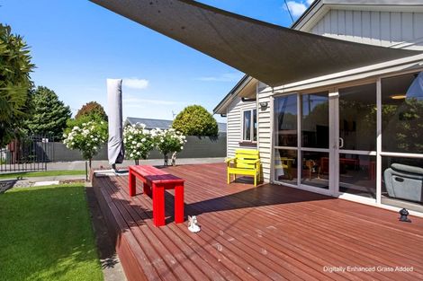 Photo of property in 19 Riwai Street, Templeton, Christchurch, 8042