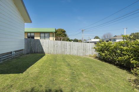 Photo of property in 27a Simpson Road, Papamoa Beach, Papamoa, 3118