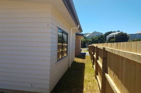 Photo of property in 114 Parkview Drive, Gulf Harbour, Whangaparaoa, 0930