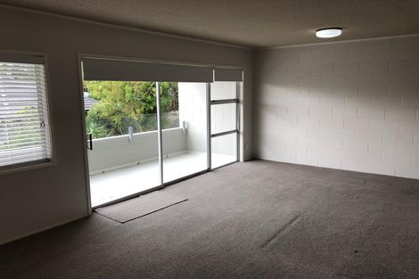 Photo of property in 3/34 Uxbridge Road, Mellons Bay, Auckland, 2014