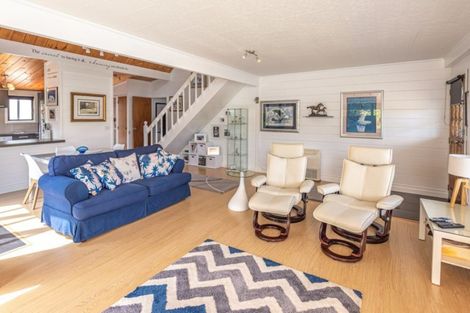 Photo of property in 24 Aiken Road, Saint Johns Hill, Whanganui, 4501