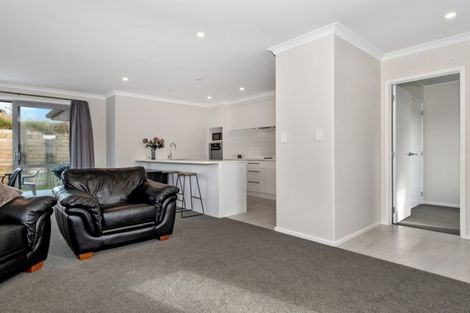 Photo of property in 76 Bert Wall Drive, Omokoroa, 3114