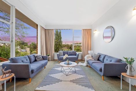 Photo of property in 30 Heathcote Road, Castor Bay, Auckland, 0620