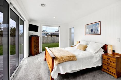 Photo of property in 53 Maire Street, Inglewood, 4330