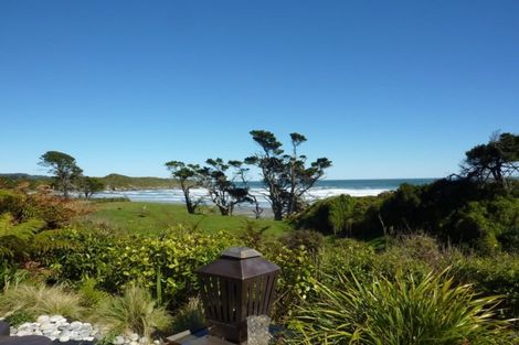 Photo of property in 249 Beach Road, Charleston, Cape Foulwind, 7892