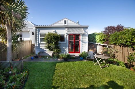 Photo of property in 1 Glendavar Street, Berhampore, Wellington, 6023