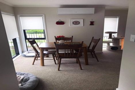 Photo of property in 4 Regiment Road, Papakura, 2110