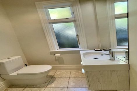 Photo of property in 7 Paisley Terrace, Karori, Wellington, 6012