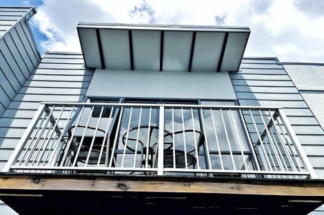 Photo of property in 23/8 Soljak Place, Mount Albert, Auckland, 1025