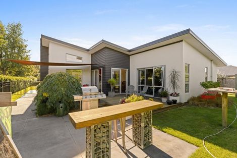 Photo of property in 7a Oak Tree Lane, Rolleston, 7614