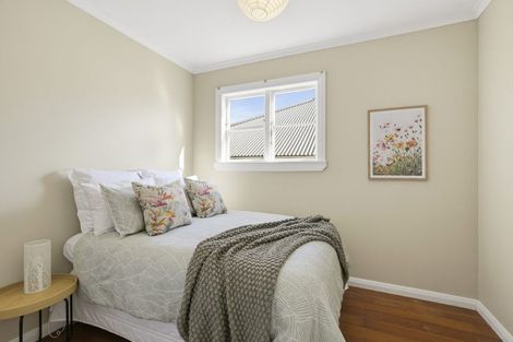 Photo of property in 26 Avon Street, Island Bay, Wellington, 6023
