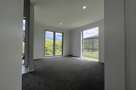 Photo of property in 58 Pateke Drive, Kenepuru, Porirua, 5022