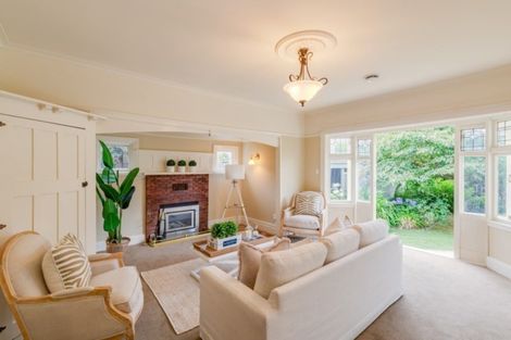 Photo of property in 96 Saint Martins Road, Saint Martins, Christchurch, 8022