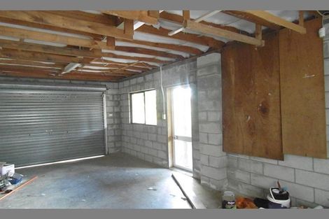 Photo of property in 52 Jandell Crescent, Bucklands Beach, Auckland, 2014