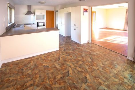 Photo of property in 654 Main North Road, Belfast, Christchurch, 8051