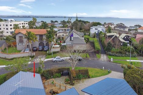 Photo of property in 14 Millen Place, Clarks Beach, 2122