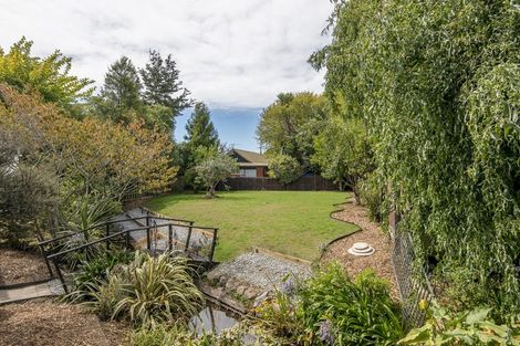 Photo of property in 12 Kaputone Place, Belfast, Christchurch, 8051