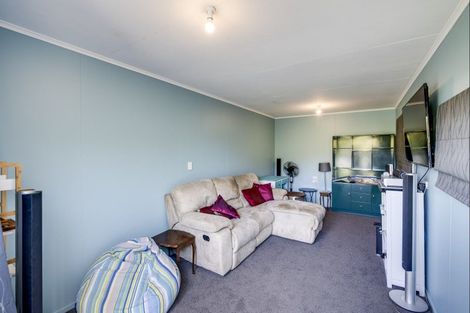 Photo of property in 2 Shirley Place, Bay View, Napier, 4104