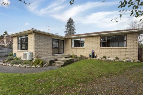 Photo of property in 43 Skerries Street, Outram, 9019